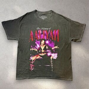 Aaliyah Tribute Graphic Tee Shirt Washed Black Red Glitter Accent Mens Medium